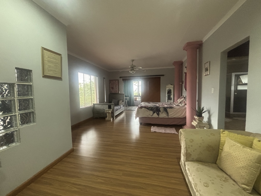 5 Bedroom Property for Sale in Model Park Mpumalanga