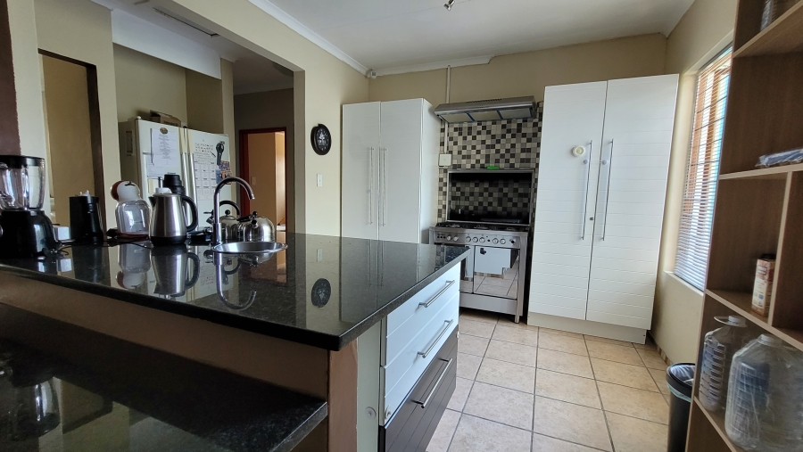 4 Bedroom Property for Sale in West Acres Ext 13 Mpumalanga