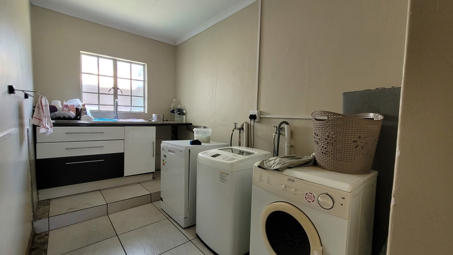 4 Bedroom Property for Sale in West Acres Ext 13 Mpumalanga