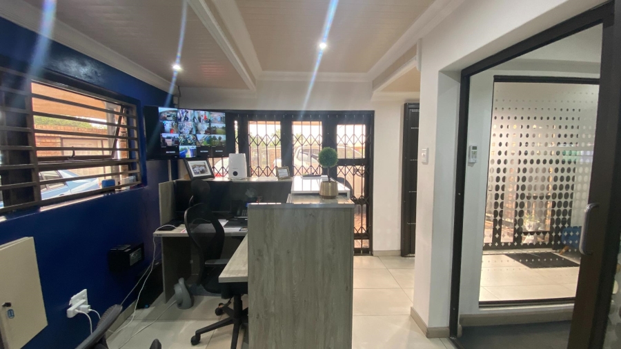 To Let commercial Property for Rent in Die Heuwel Ext 2 Mpumalanga