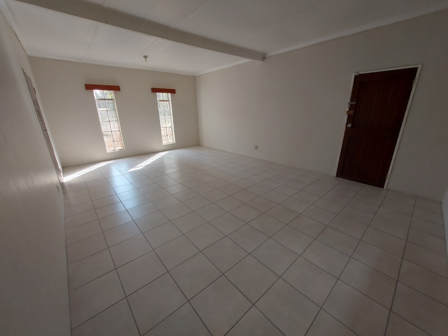 To Let 2 Bedroom Property for Rent in White River Mpumalanga