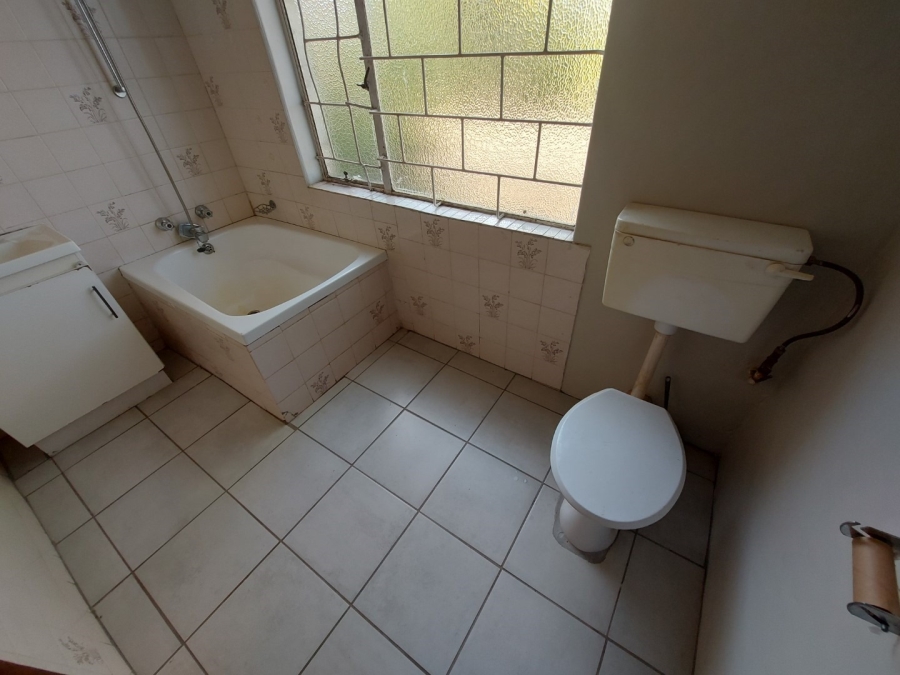 To Let 2 Bedroom Property for Rent in White River Mpumalanga