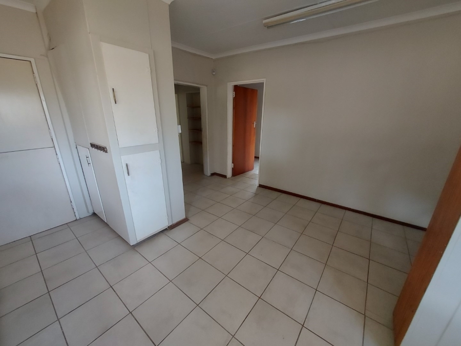 To Let 2 Bedroom Property for Rent in White River Mpumalanga