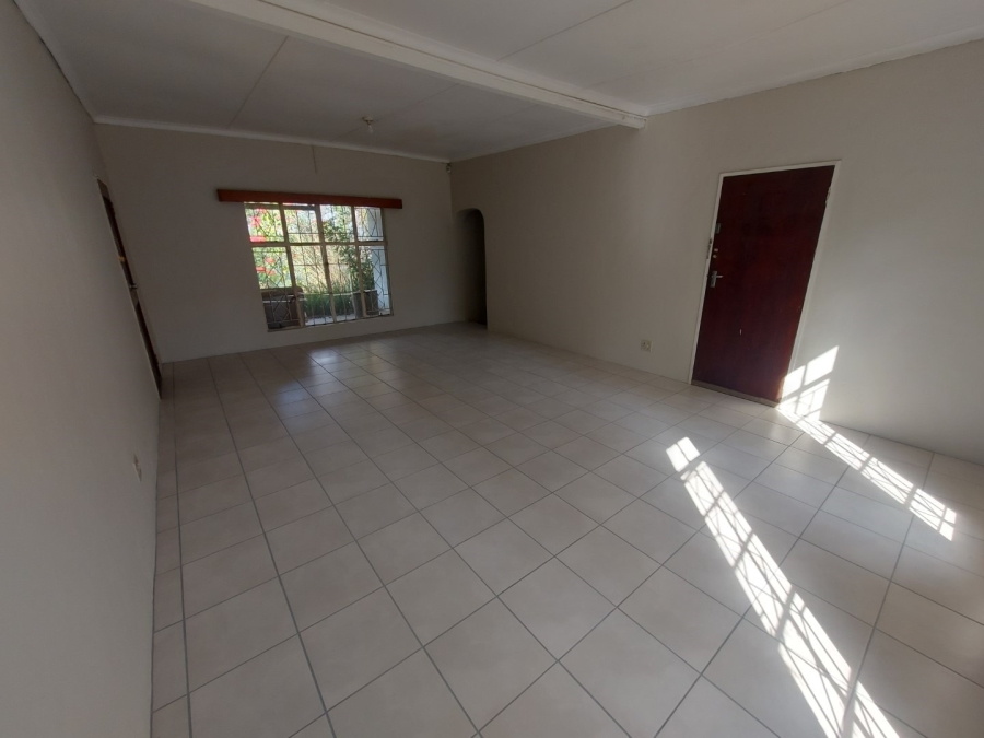 To Let 2 Bedroom Property for Rent in White River Mpumalanga