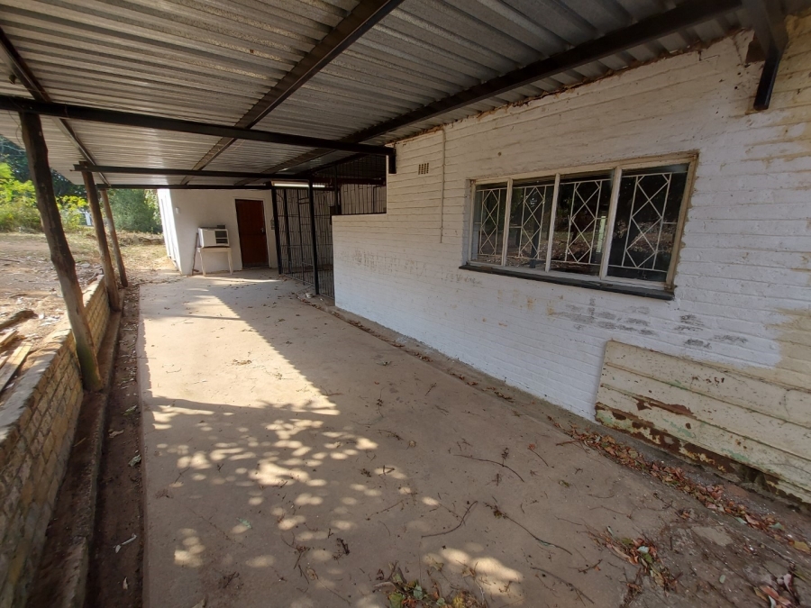 To Let 2 Bedroom Property for Rent in White River Mpumalanga