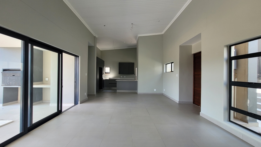 3 Bedroom Property for Sale in Sonheuwel Mpumalanga