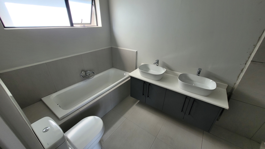 3 Bedroom Property for Sale in Sonheuwel Mpumalanga