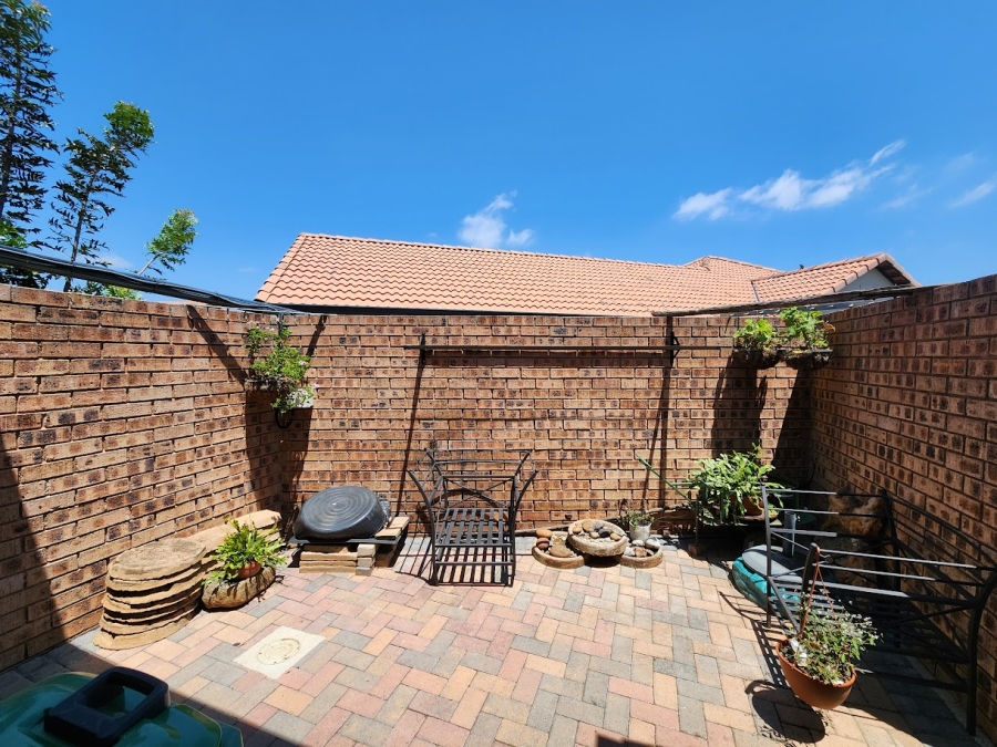 3 Bedroom Property for Sale in Bateleur Estate Mpumalanga