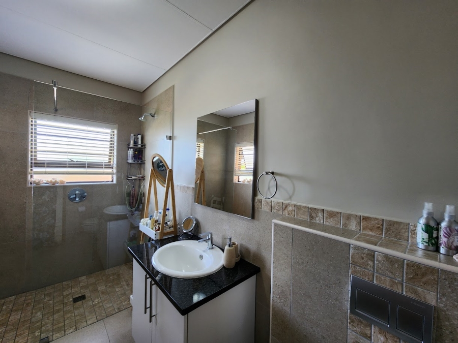 3 Bedroom Property for Sale in Bateleur Estate Mpumalanga