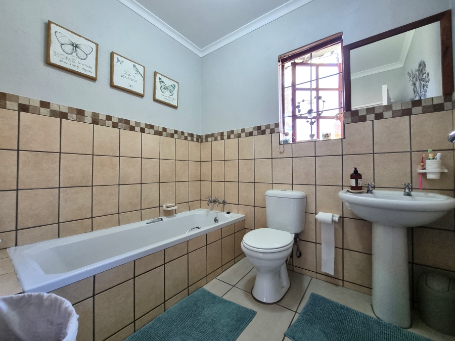 3 Bedroom Property for Sale in West Acres Ext 47 Mpumalanga