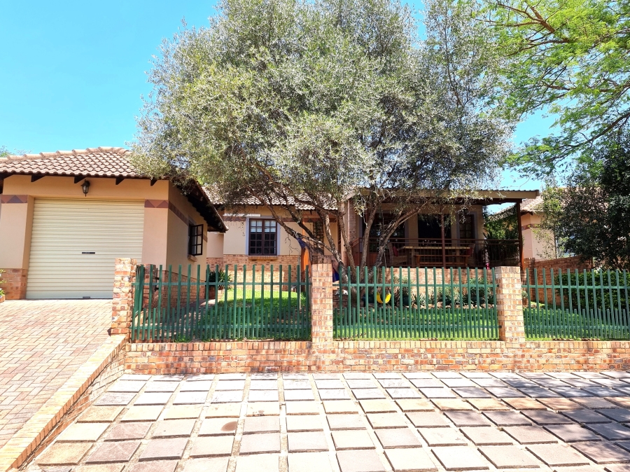 3 Bedroom Property for Sale in West Acres Ext 47 Mpumalanga