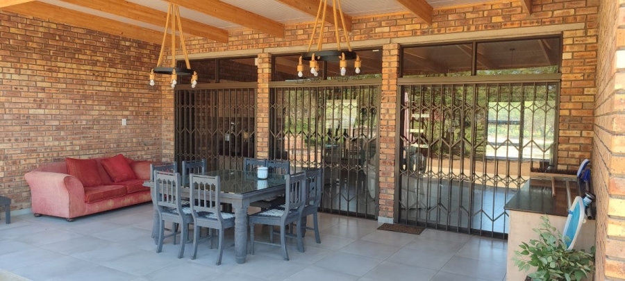 3 Bedroom Property for Sale in Marloth Park Mpumalanga