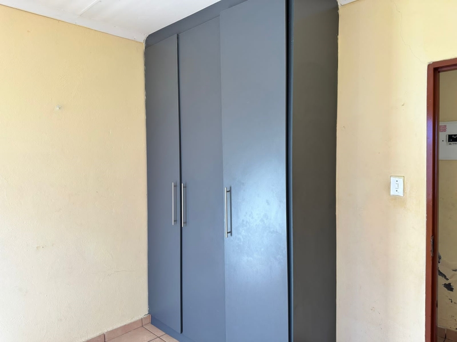 To Let 3 Bedroom Property for Rent in Kamagugu Mpumalanga