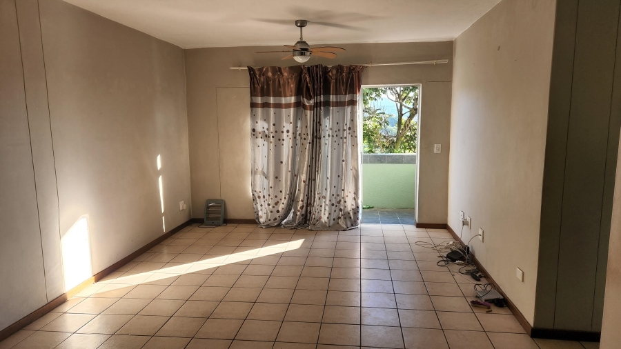 1 Bedroom Property for Sale in Sonheuwel Mpumalanga