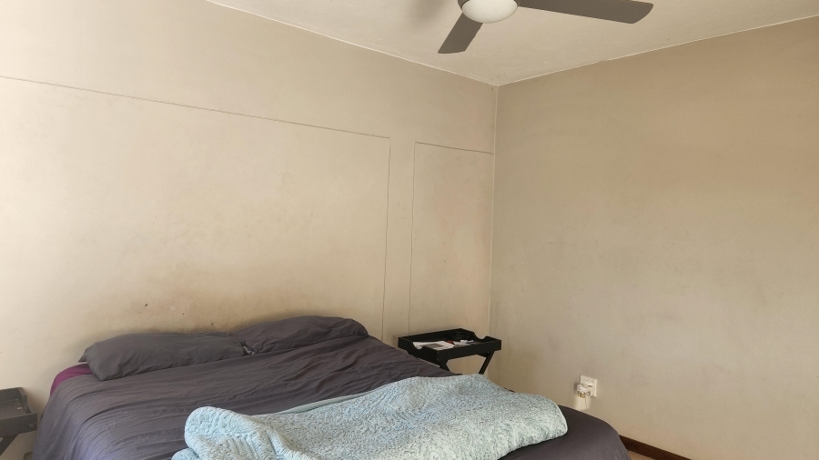 1 Bedroom Property for Sale in Sonheuwel Mpumalanga