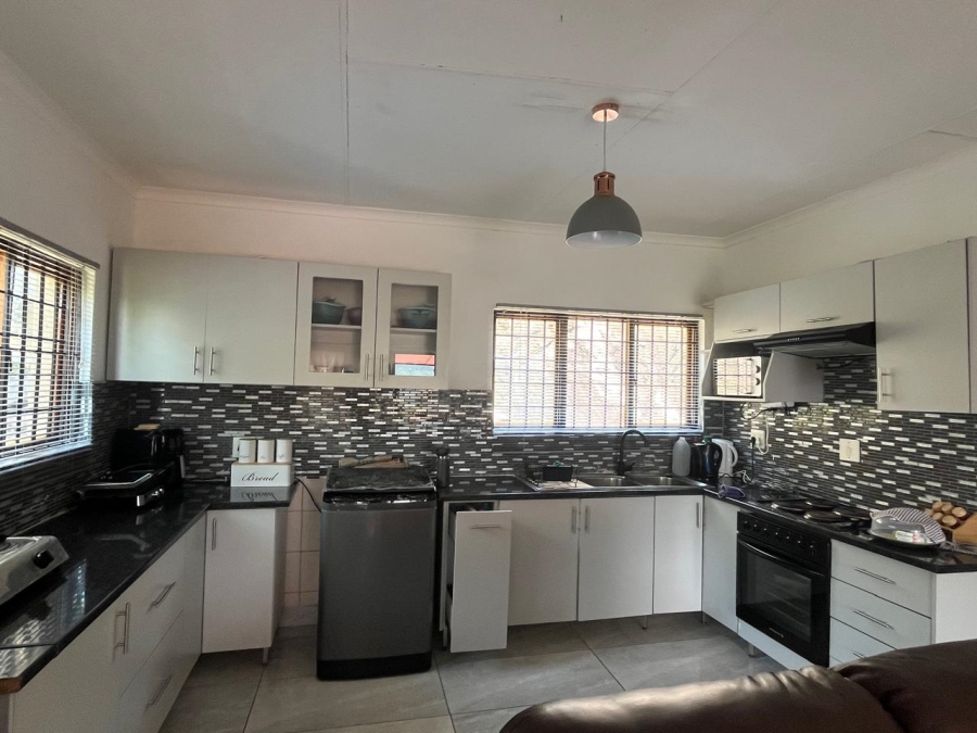 3 Bedroom Property for Sale in Stonehenge Ext 1 Mpumalanga