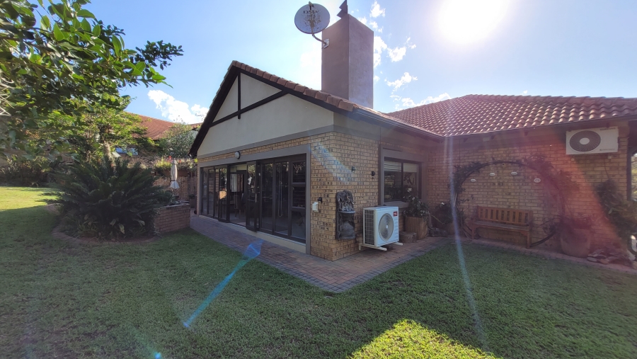 3 Bedroom Property for Sale in Bateleur Estate Mpumalanga