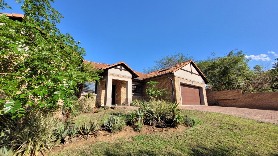 3 Bedroom Property for Sale in Bateleur Estate Mpumalanga