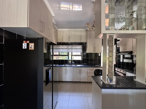 4 Bedroom Property for Sale in Kanyamazane Mpumalanga