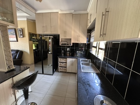 4 Bedroom Property for Sale in Kanyamazane Mpumalanga