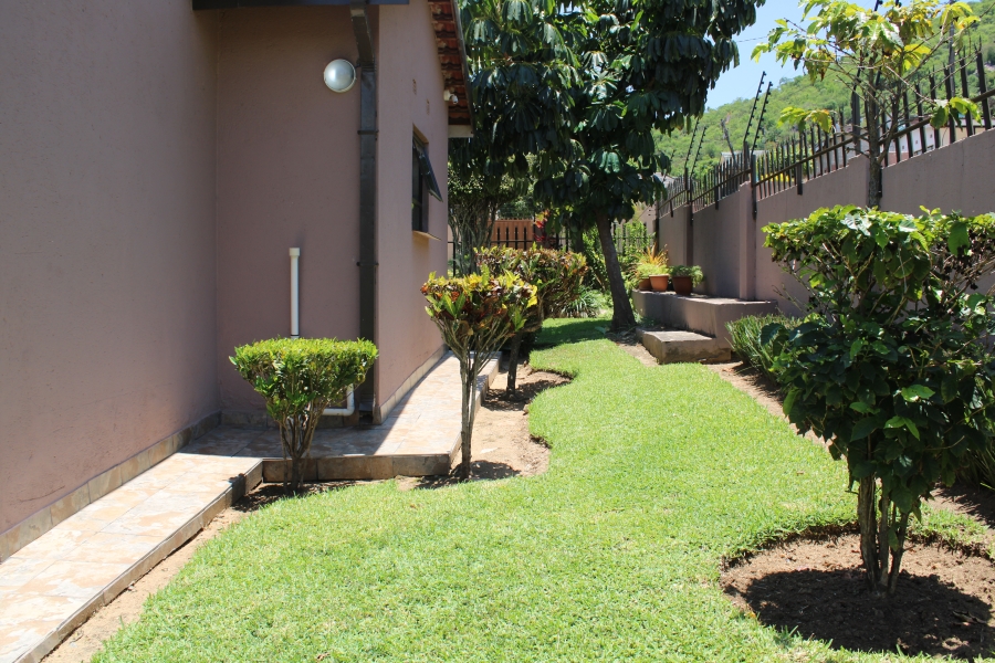 4 Bedroom Property for Sale in Kanyamazane Mpumalanga