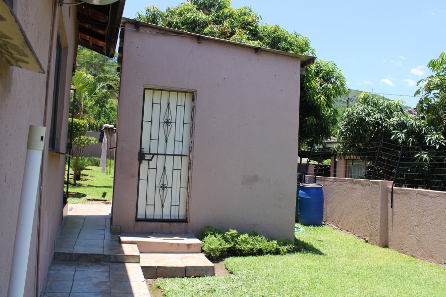 4 Bedroom Property for Sale in Kanyamazane Mpumalanga