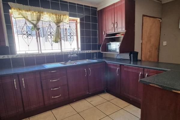 5 Bedroom Property for Sale in Kingsview Mpumalanga