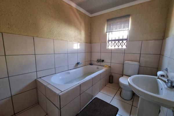 5 Bedroom Property for Sale in Kingsview Mpumalanga