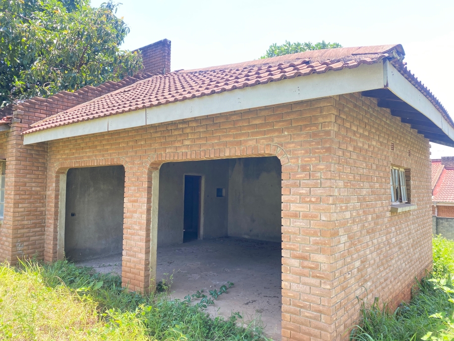 5 Bedroom Property for Sale in Kingsview Mpumalanga