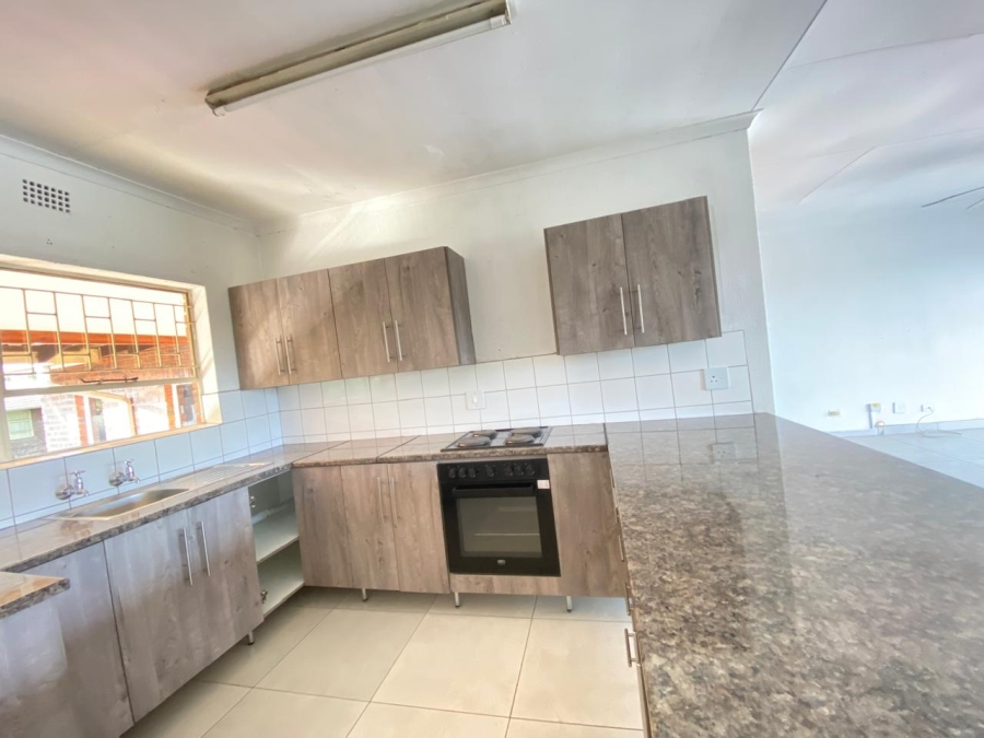 To Let 2 Bedroom Property for Rent in White River Mpumalanga