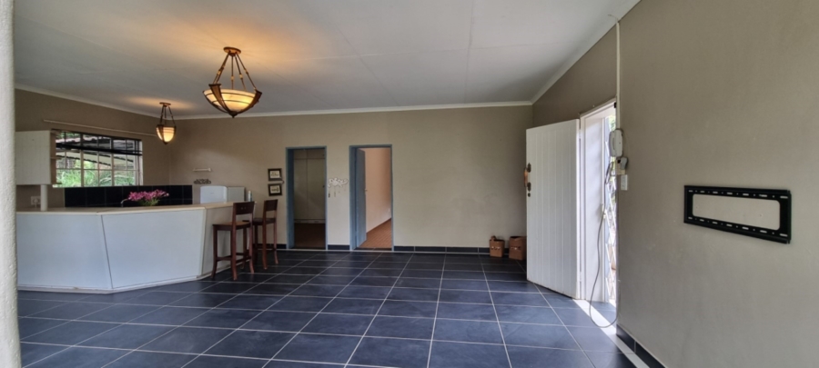 To Let 2 Bedroom Property for Rent in White River Mpumalanga