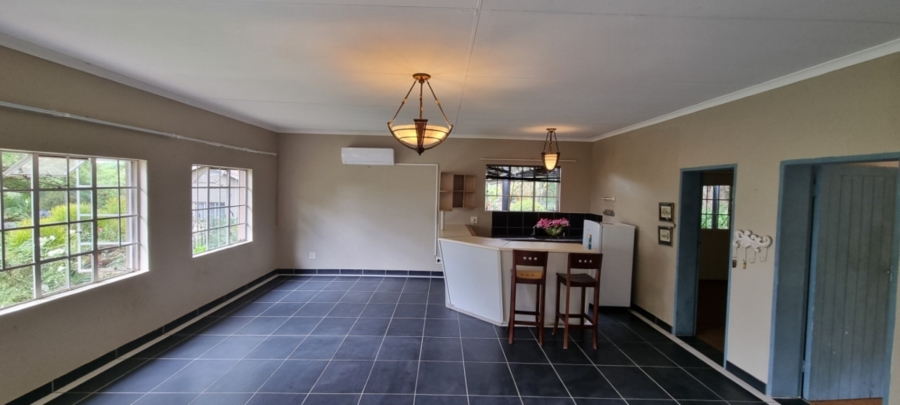 To Let 2 Bedroom Property for Rent in White River Mpumalanga