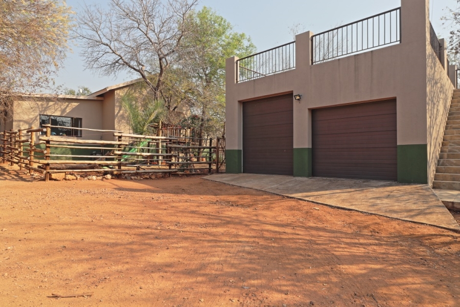 3 Bedroom Property for Sale in Marloth Park Mpumalanga