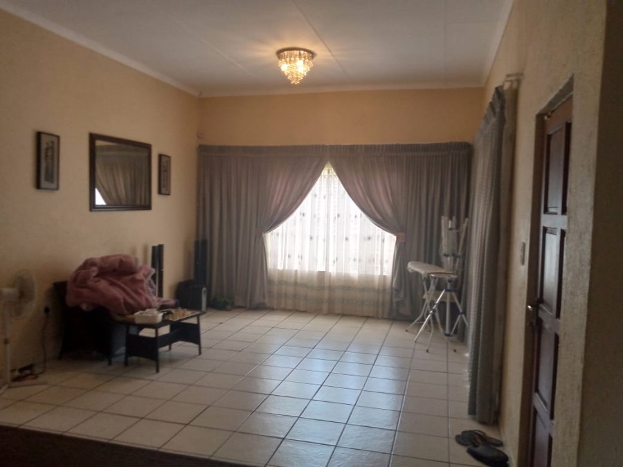 3 Bedroom Property for Sale in Stonehenge Ext 1 Mpumalanga