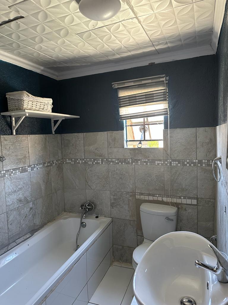 10 Bedroom Property for Sale in Mataffin Mpumalanga