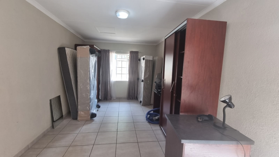 4 Bedroom Property for Sale in Sonheuwel Mpumalanga