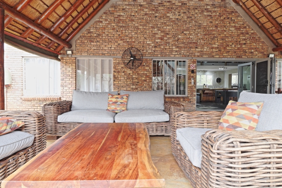 5 Bedroom Property for Sale in Marloth Park Mpumalanga