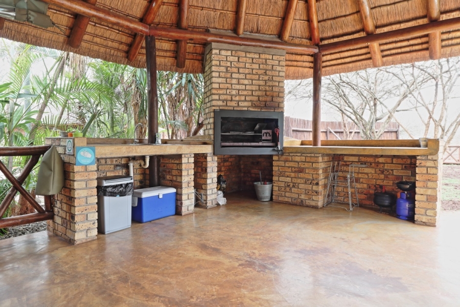 5 Bedroom Property for Sale in Marloth Park Mpumalanga