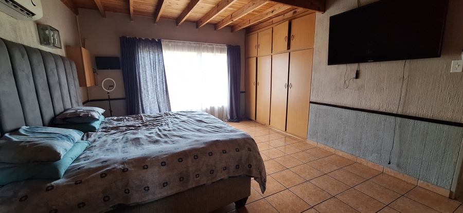 To Let 4 Bedroom Property for Rent in Reyno Ridge Mpumalanga