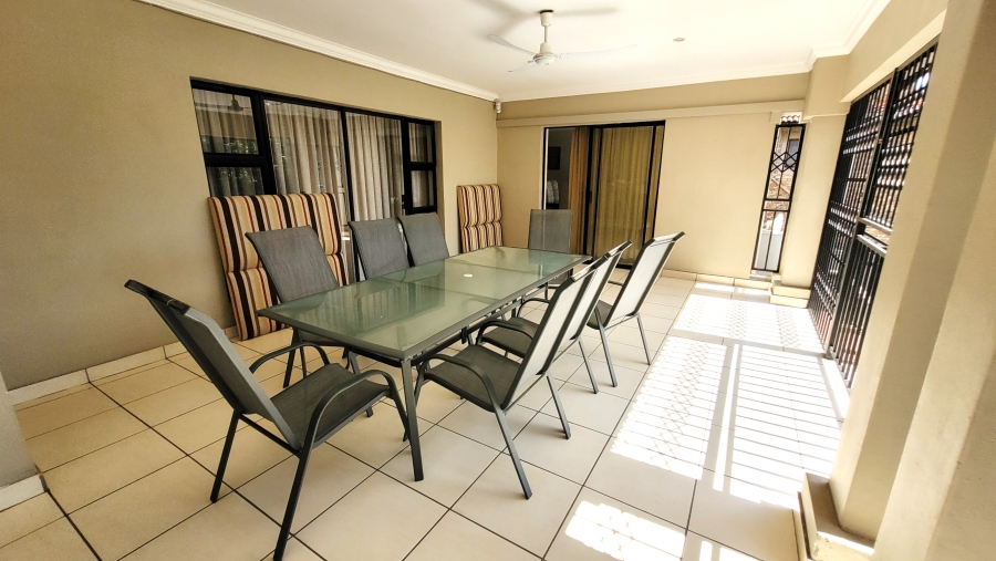 6 Bedroom Property for Sale in Stonehenge Ext 1 Mpumalanga