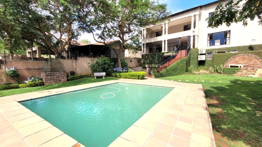 6 Bedroom Property for Sale in Stonehenge Ext 1 Mpumalanga