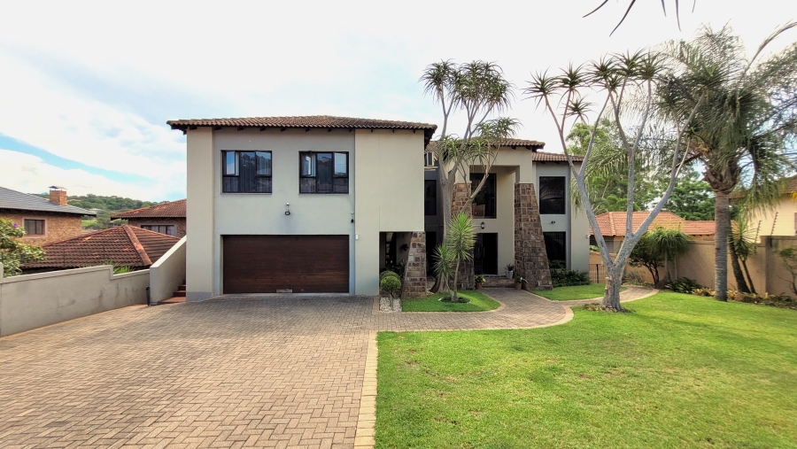 6 Bedroom Property for Sale in Stonehenge Ext 1 Mpumalanga