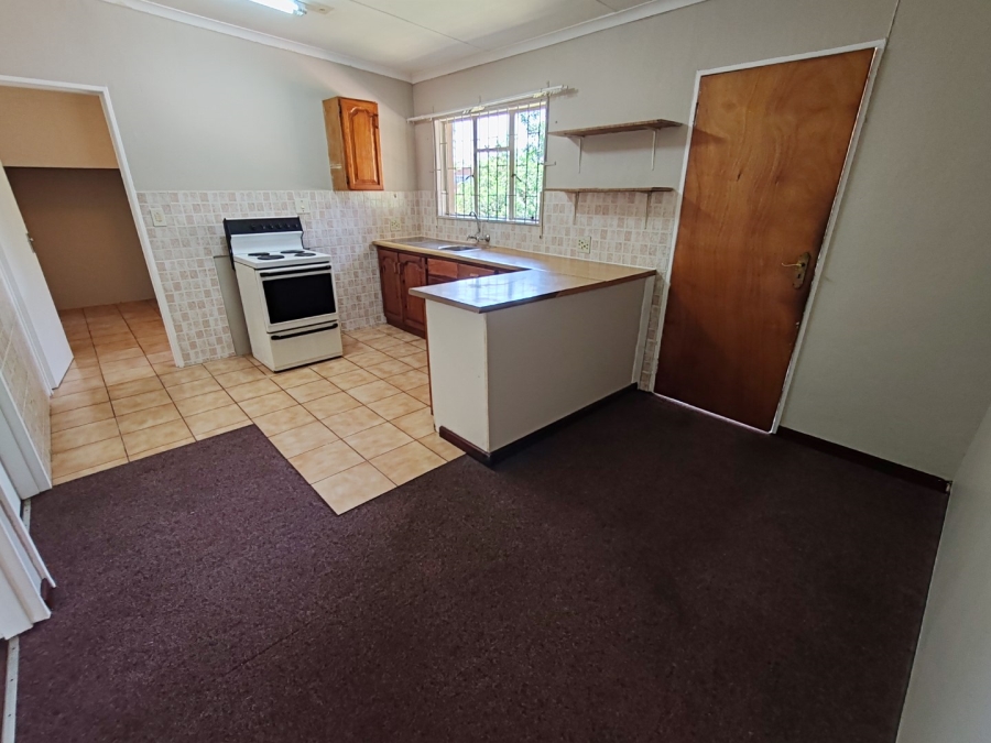 To Let 2 Bedroom Property for Rent in Nelspruit Ext 2 Mpumalanga