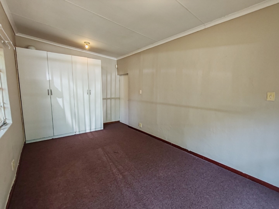 To Let 2 Bedroom Property for Rent in Nelspruit Ext 2 Mpumalanga