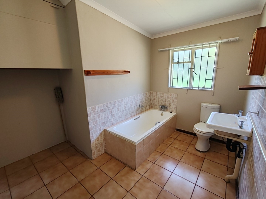 To Let 2 Bedroom Property for Rent in Nelspruit Ext 2 Mpumalanga