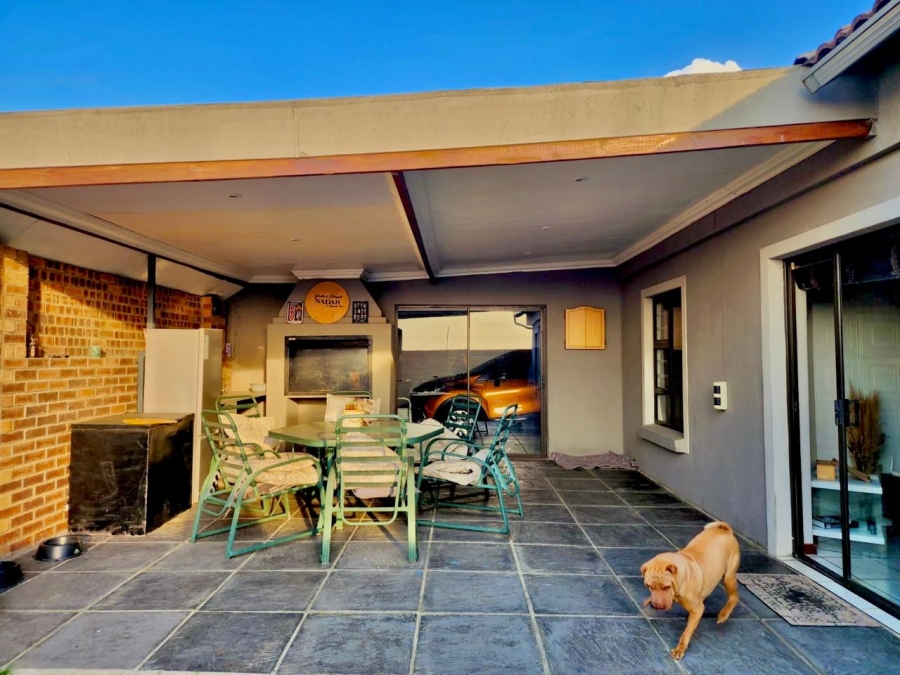 3 Bedroom Property for Sale in Terra Nova Mpumalanga