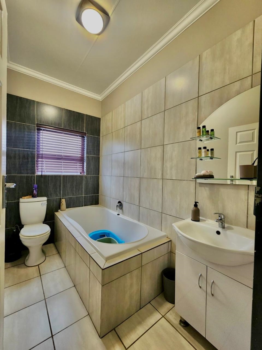 3 Bedroom Property for Sale in Terra Nova Mpumalanga