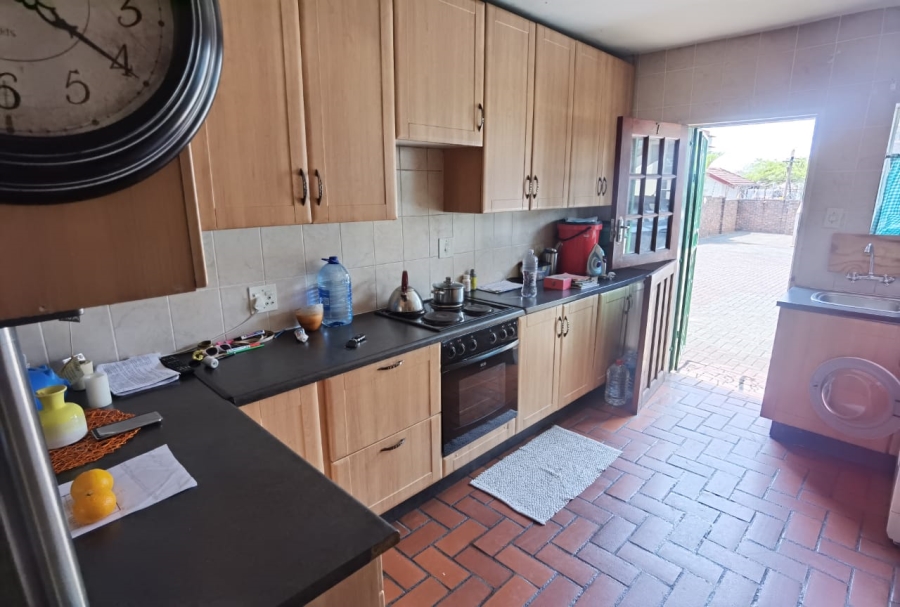 To Let 3 Bedroom Property for Rent in Sonheuwel Mpumalanga