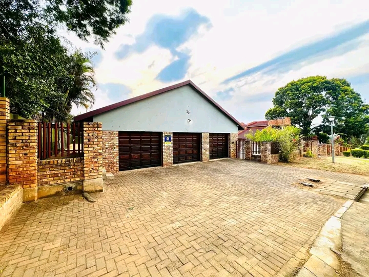 To Let 2 Bedroom Property for Rent in White River Mpumalanga