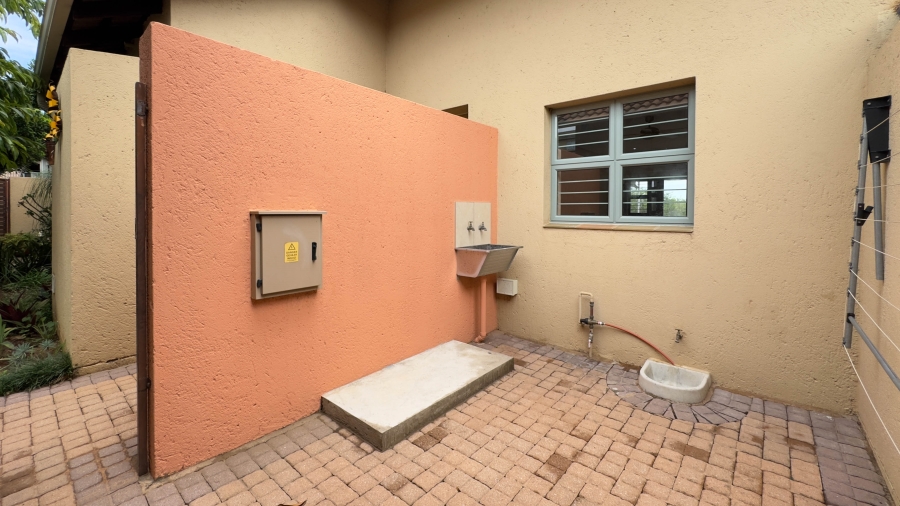 2 Bedroom Property for Sale in Nelspruit Ext 29 Mpumalanga